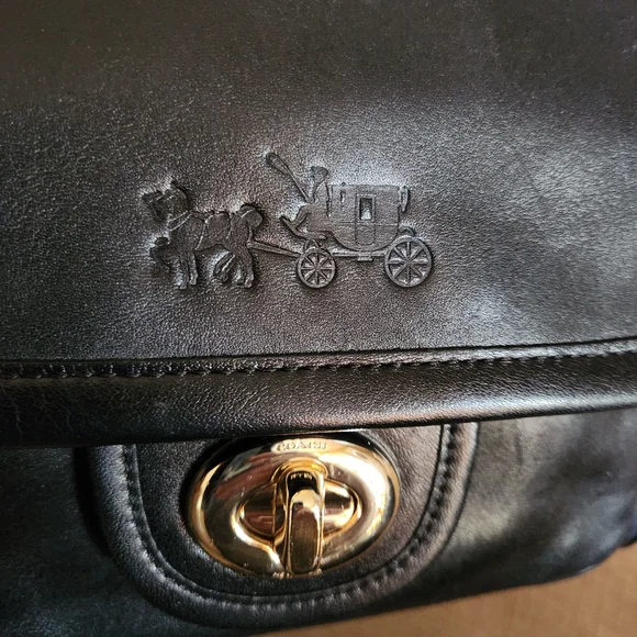 Coach Vintage Black Ranger Leather Crossbody Bag With Gold Chain ๐ฅ๐ฅ - Picture 7 of 16